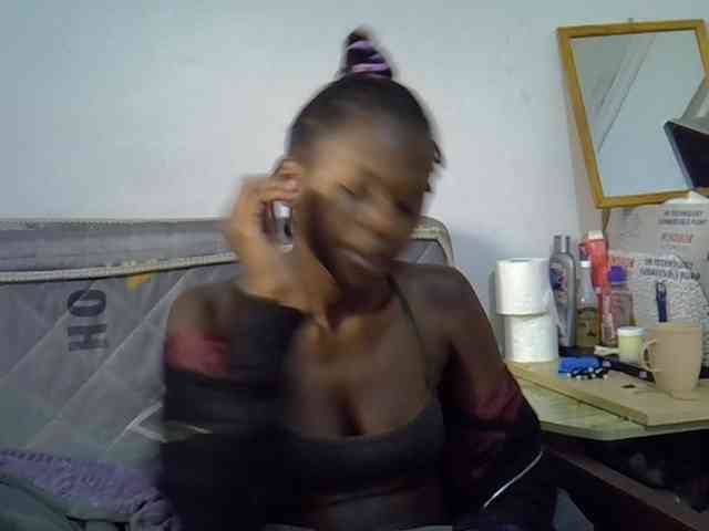 Sexybeiby1 webcam