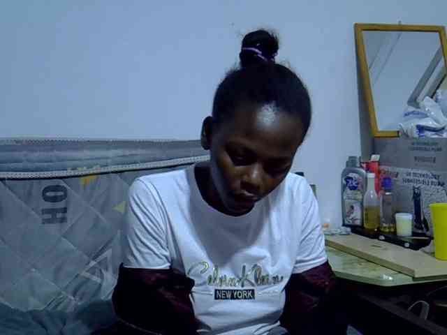 Sexybeiby1 webcam