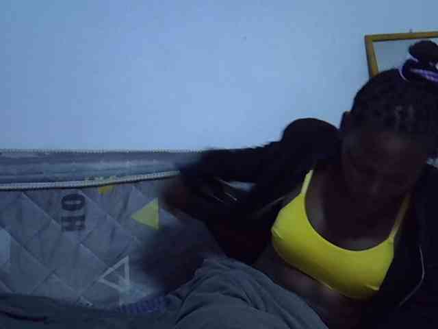 Sexybeiby1 webcam