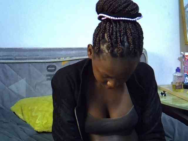 Sexybeiby1 webcam