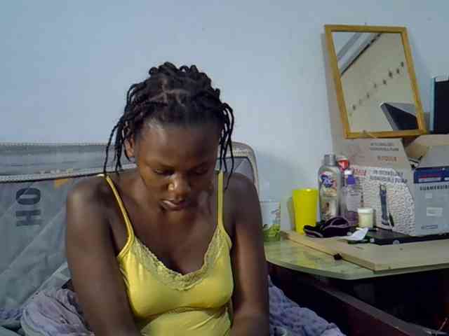 Sexybeiby1 webcam