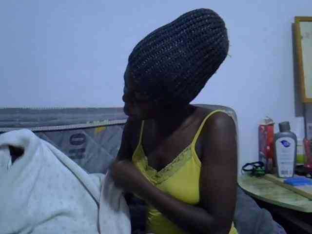 Sexybeiby1 webcam