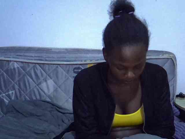 Sexybeiby1 webcam