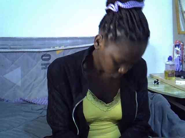 Sexybeiby1 webcam