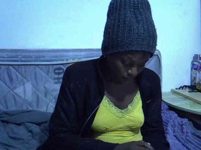 Sexybeiby1 webcam