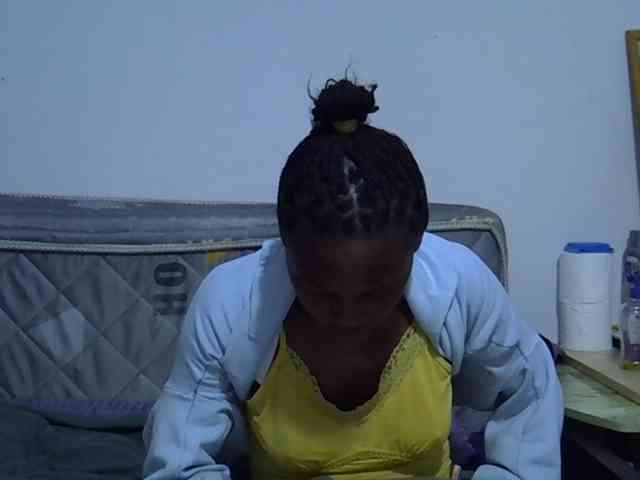 Sexybeiby1 webcam