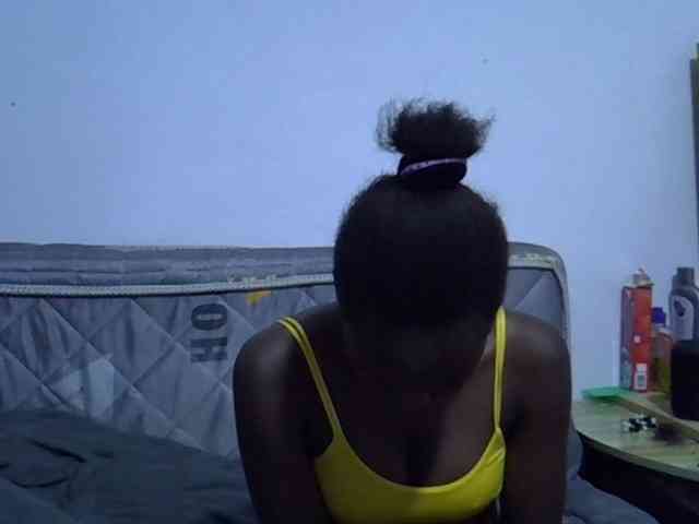 Sexybeiby1 webcam