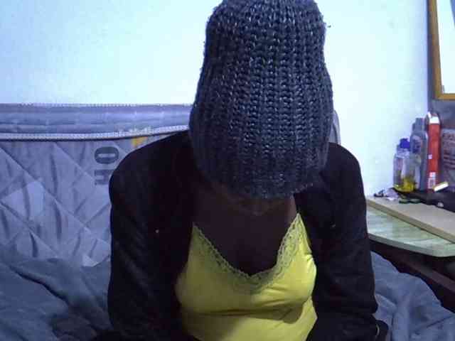Sexybeiby1 webcam