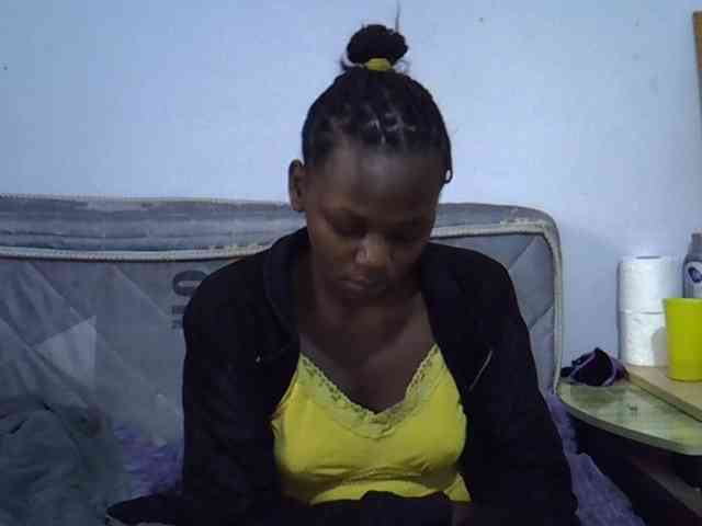 Sexybeiby1 webcam