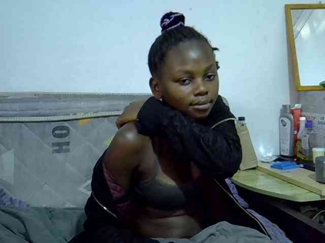 Modèle: Sexybeiby1