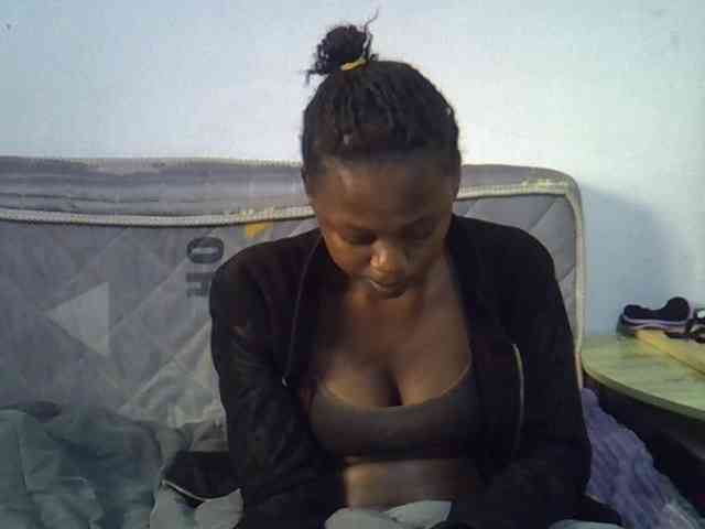Sexybeiby1 webcam