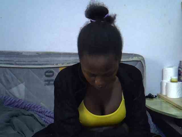 Sexybeiby1 webcam