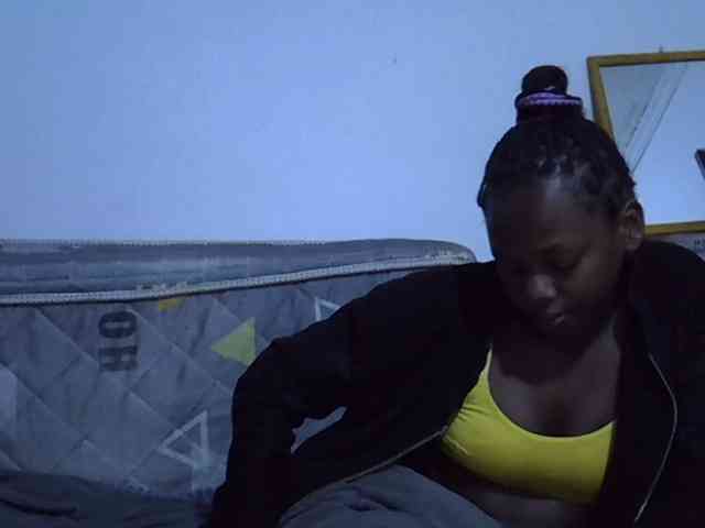 Sexybeiby1 webcam