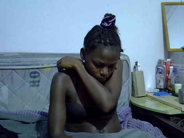 Sexybeiby1 webcam