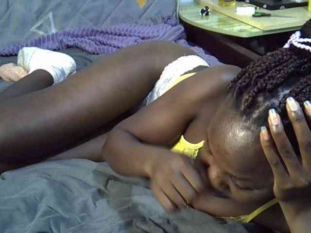 Sexybeiby1 webcam