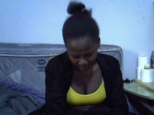 Sexybeiby1 webcam