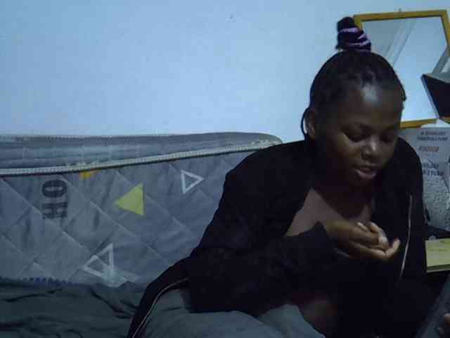 Sexybeiby1 webcam