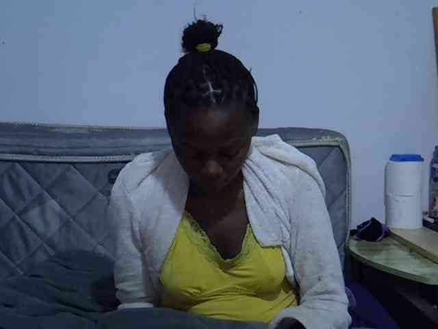 Sexybeiby1 webcam