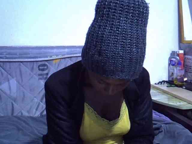 Sexybeiby1 webcam