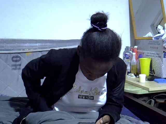 Sexybeiby1 webcam
