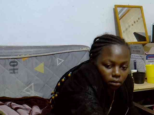 Sexybeiby1 webcam