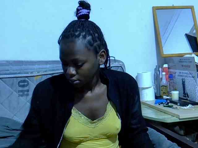Sexybeiby1 webcam