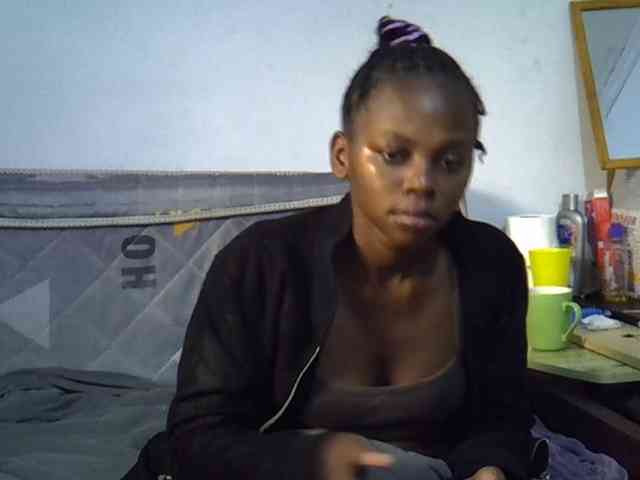 Sexybeiby1 webcam
