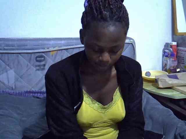 Sexybeiby1 webcam
