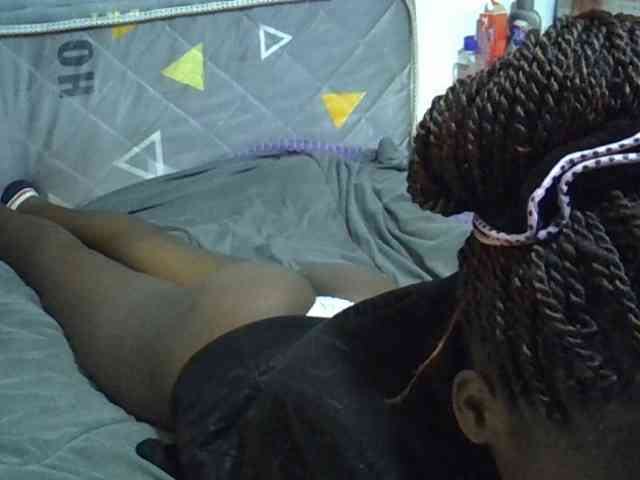 Sexybeiby1 webcam
