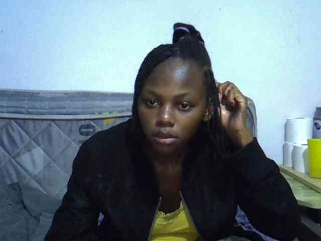 Sexybeiby1 webcam