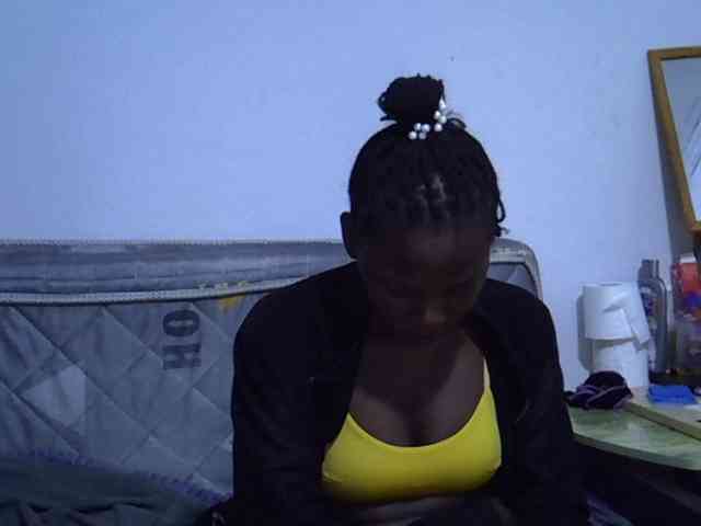 Sexybeiby1 webcam