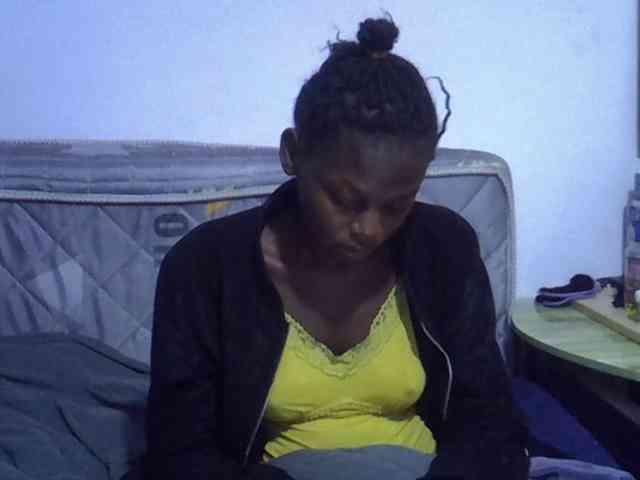 Sexybeiby1 webcam