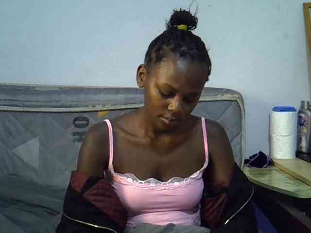 Sexybeiby1 webcam