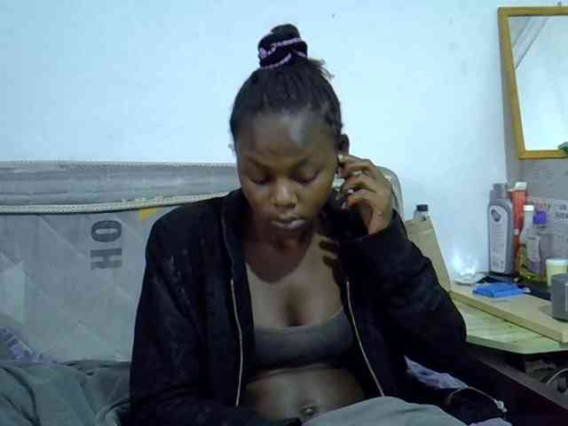 Sexybeiby1 webcam