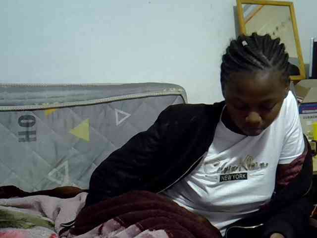 Sexybeiby1 webcam