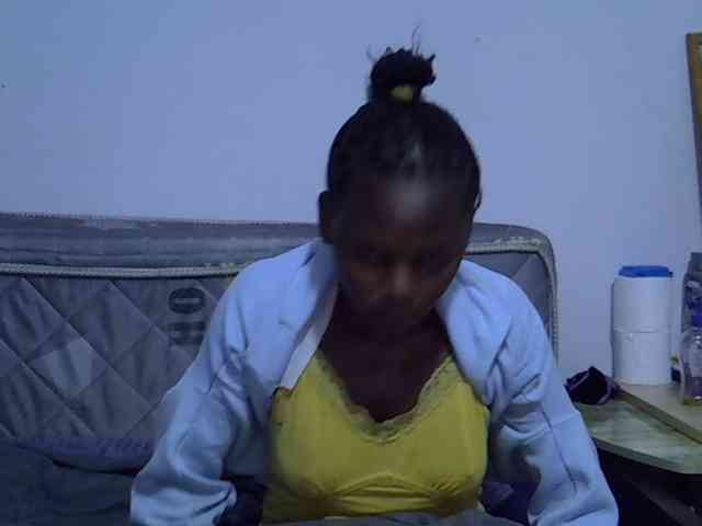 Sexybeiby1 webcam