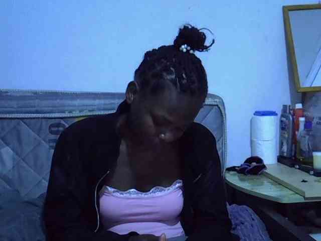 Sexybeiby1 webcam