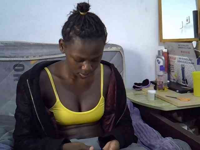 Sexybeiby1 webcam
