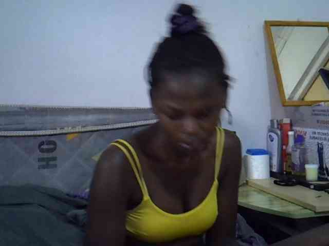 Sexybeiby1 webcam