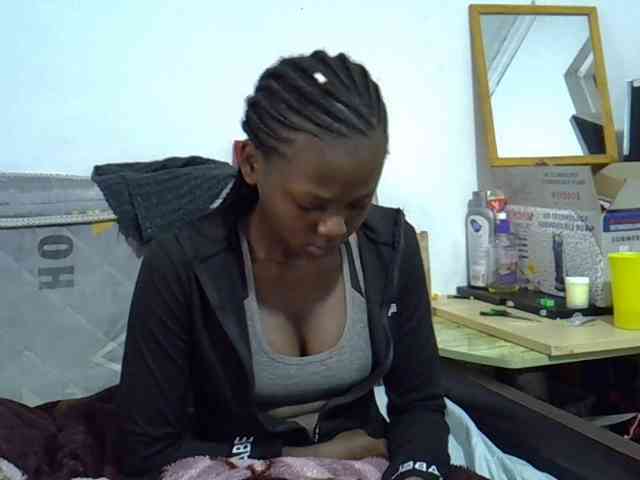 Sexybeiby1 webcam