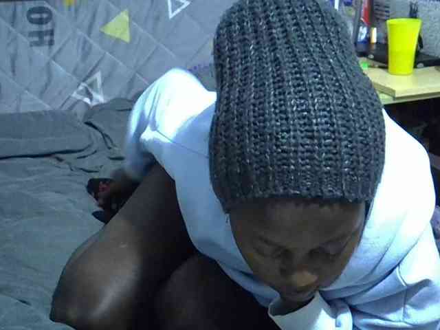 Sexybeiby1 webcam