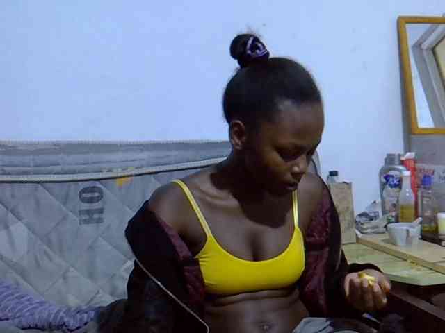 Sexybeiby1 webcam