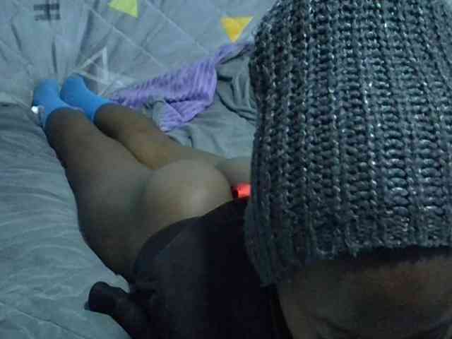 Sexybeiby1 webcam