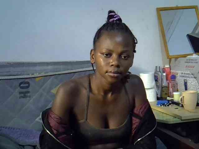 Sexybeiby1 webcam