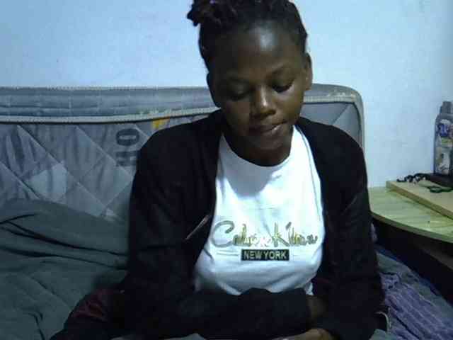 Sexybeiby1 webcam