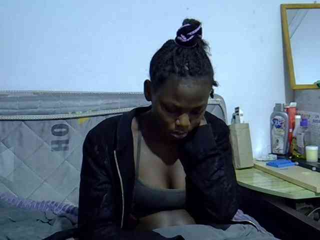 Sexybeiby1 webcam