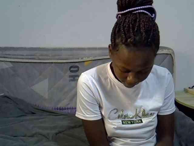 Sexybeiby1 webcam