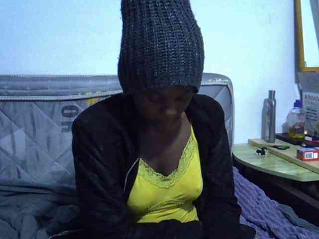 Sexybeiby1 webcam