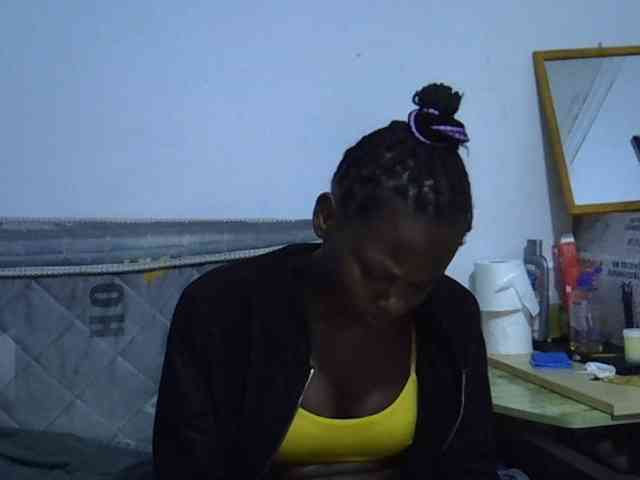 Sexybeiby1 webcam