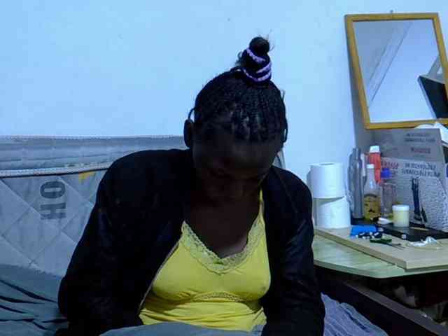 Sexybeiby1 webcam